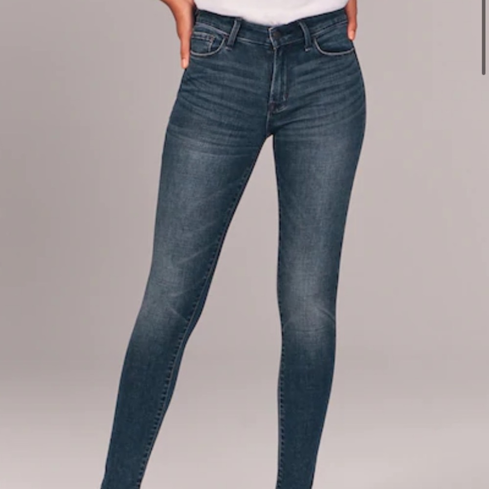 ABERCROMBIE & FITCH Harper Super Skinny Jean